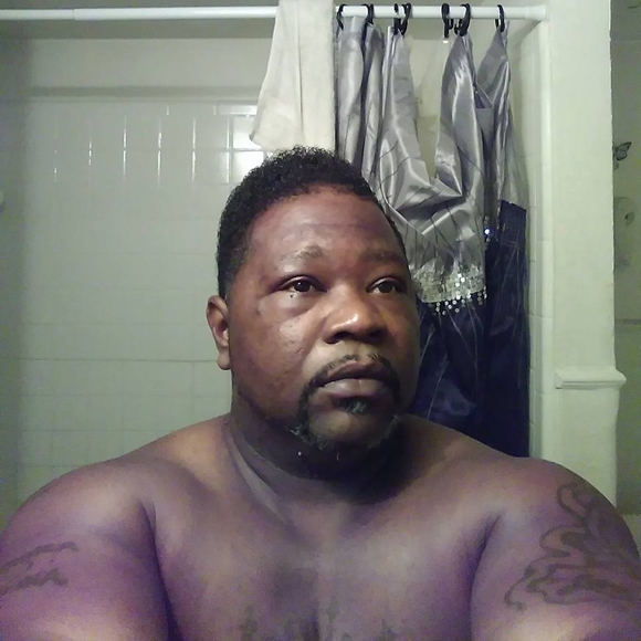 Meet your Posher, Derrick - Picture 1 of 1